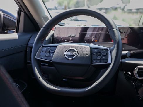 New 2026 Nissan Sentra SR FWD image 23