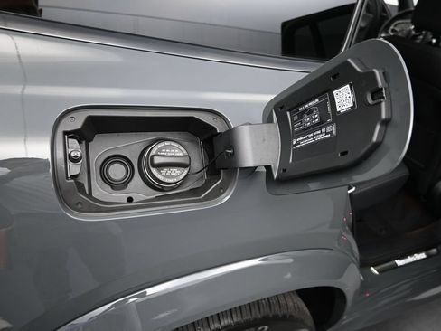 Used 2026 Mercedes-Benz GLS 450 4MATIC image 22