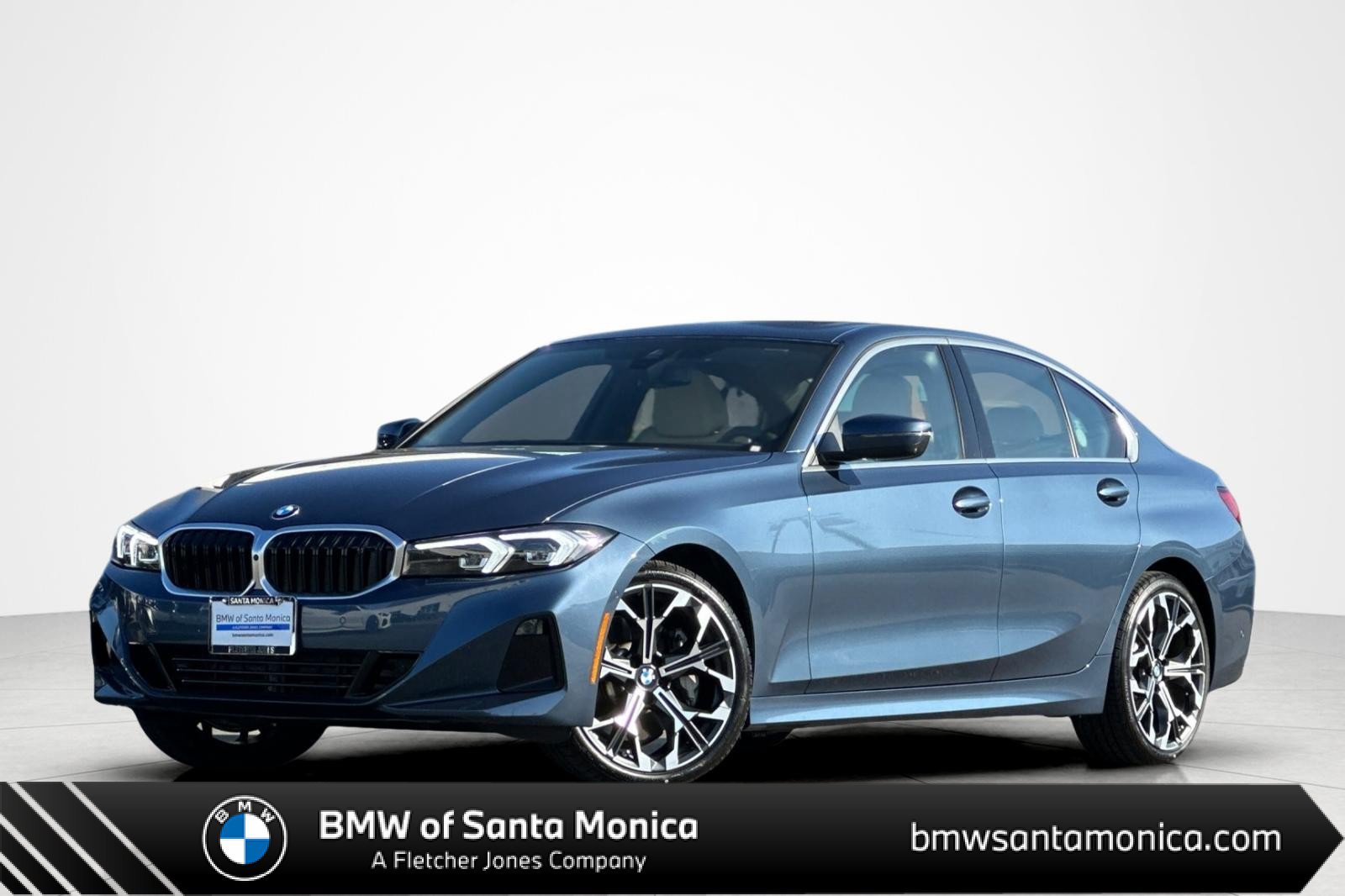 Used 2026 BMW 330i Sedan w/ Convenience Package RWD image 1