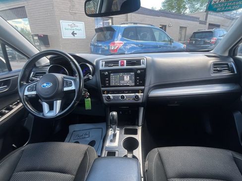 Used 2015 Subaru Outback 2.5i Premium AWD/4WD image 16