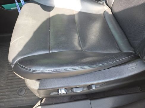 Used 2019 Cadillac XT4 Premium Luxury FWD image 7