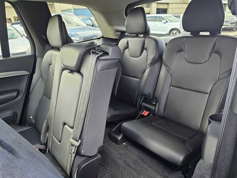 Used 2024 Volvo XC90 B5 Core w/ Protection Package Premier image 20