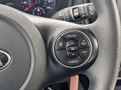 Used 2021 Kia Soul LX FWD image 22