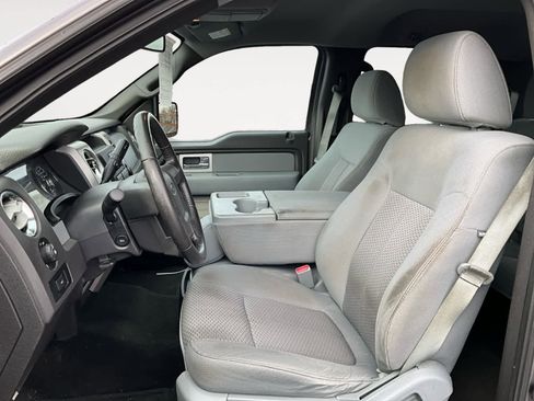 Used 2011 Ford F150 XLT w/ XLT Chrome Pkg image 7