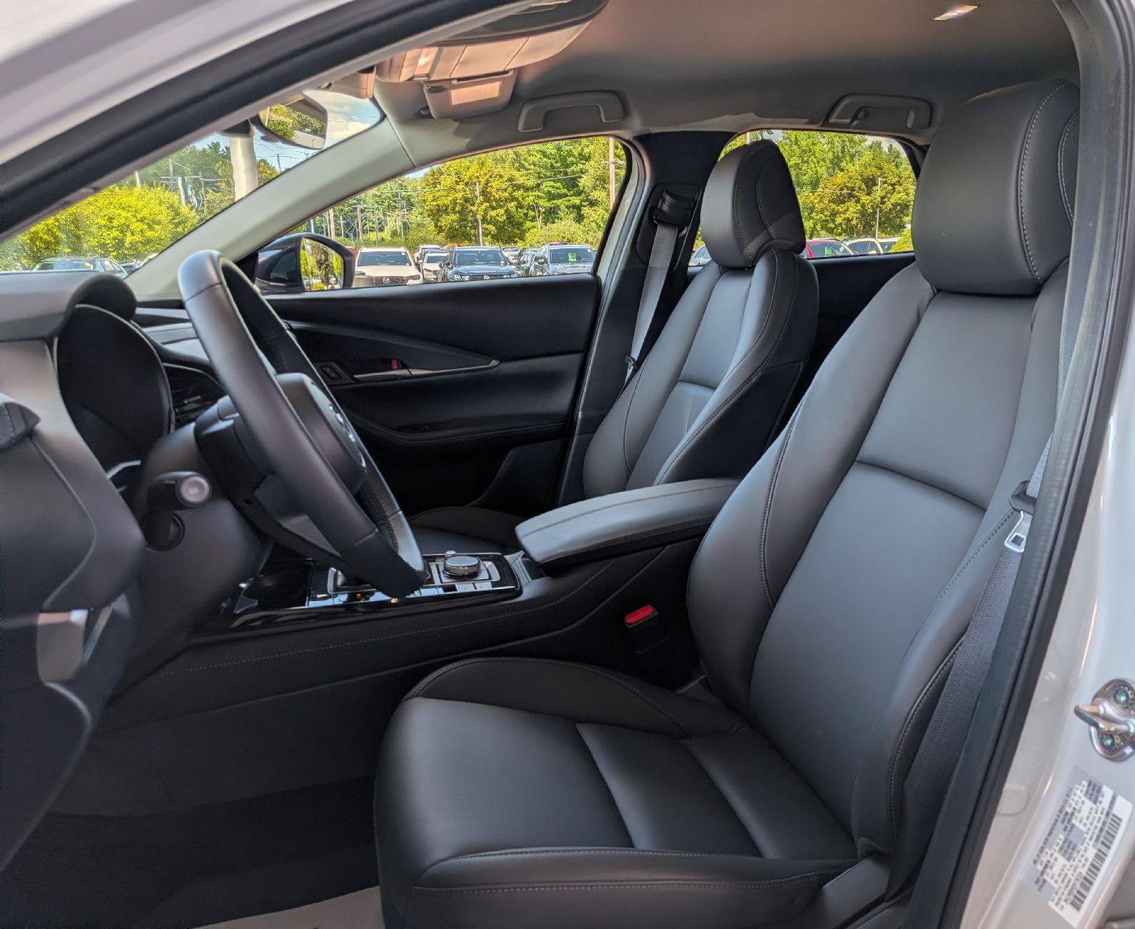 Certified 2025 MAZDA CX-30 AWD 2.5 S w/ Select Sport Pkg image 13