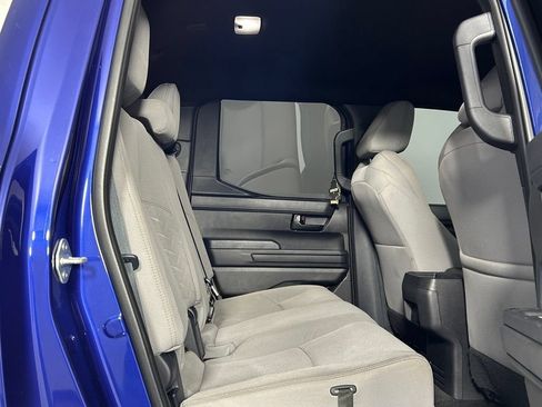 Used 2024 Toyota Tacoma SR5 AWD/4WD image 12