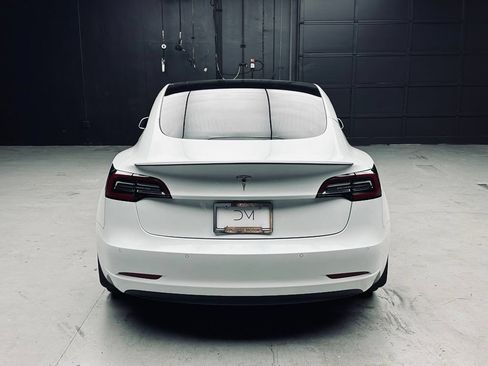 Used 2018 Tesla Model 3 Long Range RWD image 6