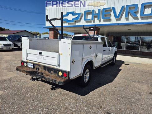 Used 2009 Chevrolet Silverado 3500 LT w/ Exterior Plus Package image 5