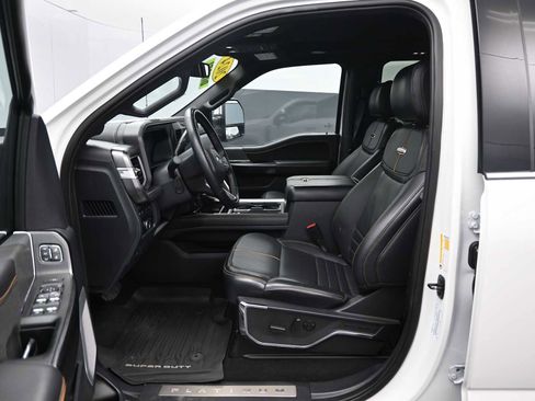 Used 2024 Ford F250 Platinum AWD/4WD image 14