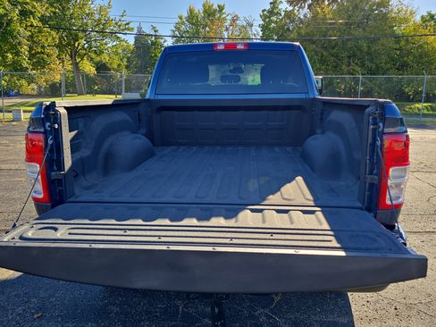 Used 2024 RAM 2500 Big Horn w/ Bed Utility Group image 7