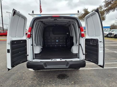 New 2025 Chevrolet Express 2500 w/ Driver Convenience Package image 9
