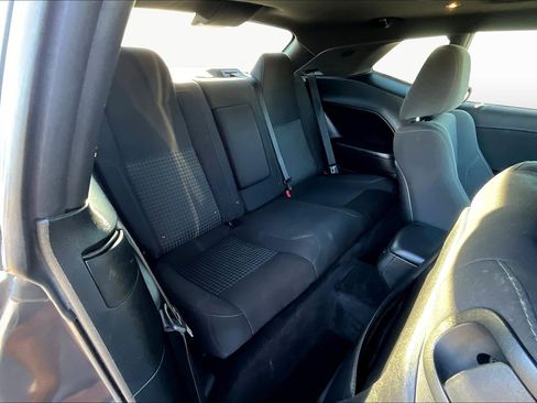 Used 2018 Dodge Challenger SXT image 26