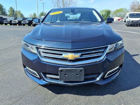 Used 2018 Chevrolet Impala LT w/ LT Leather Package FWD image 2