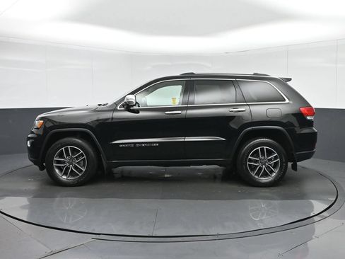 Used 2019 Jeep Grand Cherokee Limited AWD/4WD image 4
