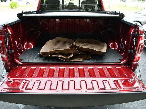 Used 2019 RAM 1500 Laramie RWD image 24