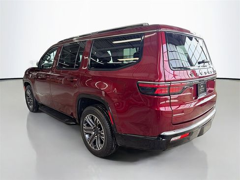 Used 2022 Jeep Wagoneer Series III w/ Convenience Group I image 5