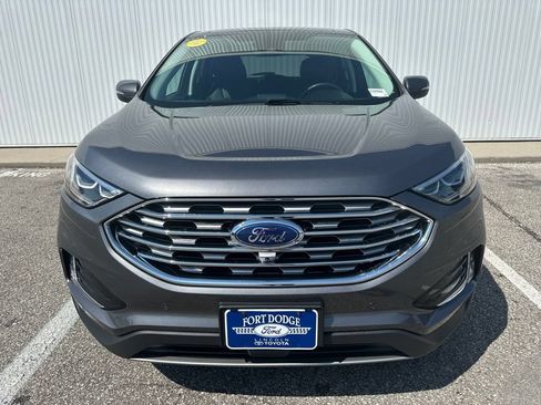 Certified 2022 Ford Edge Titanium w/ Equipment Group 301A AWD/4WD image 11