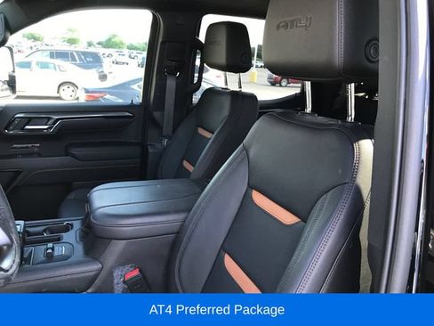 Certified 2023 GMC Sierra 1500 AT4 w/ AT4 Premium Package AWD/4WD image 7
