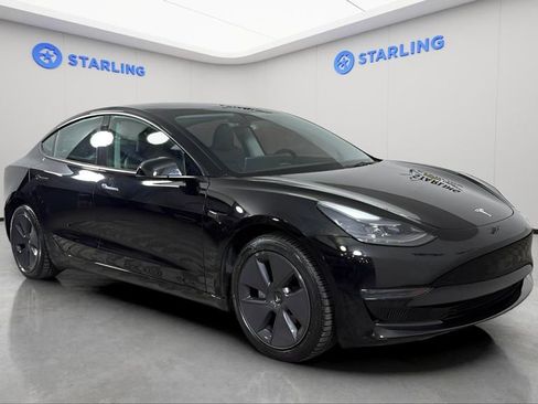 Used 2023 Tesla Model 3 Standard Range image 13