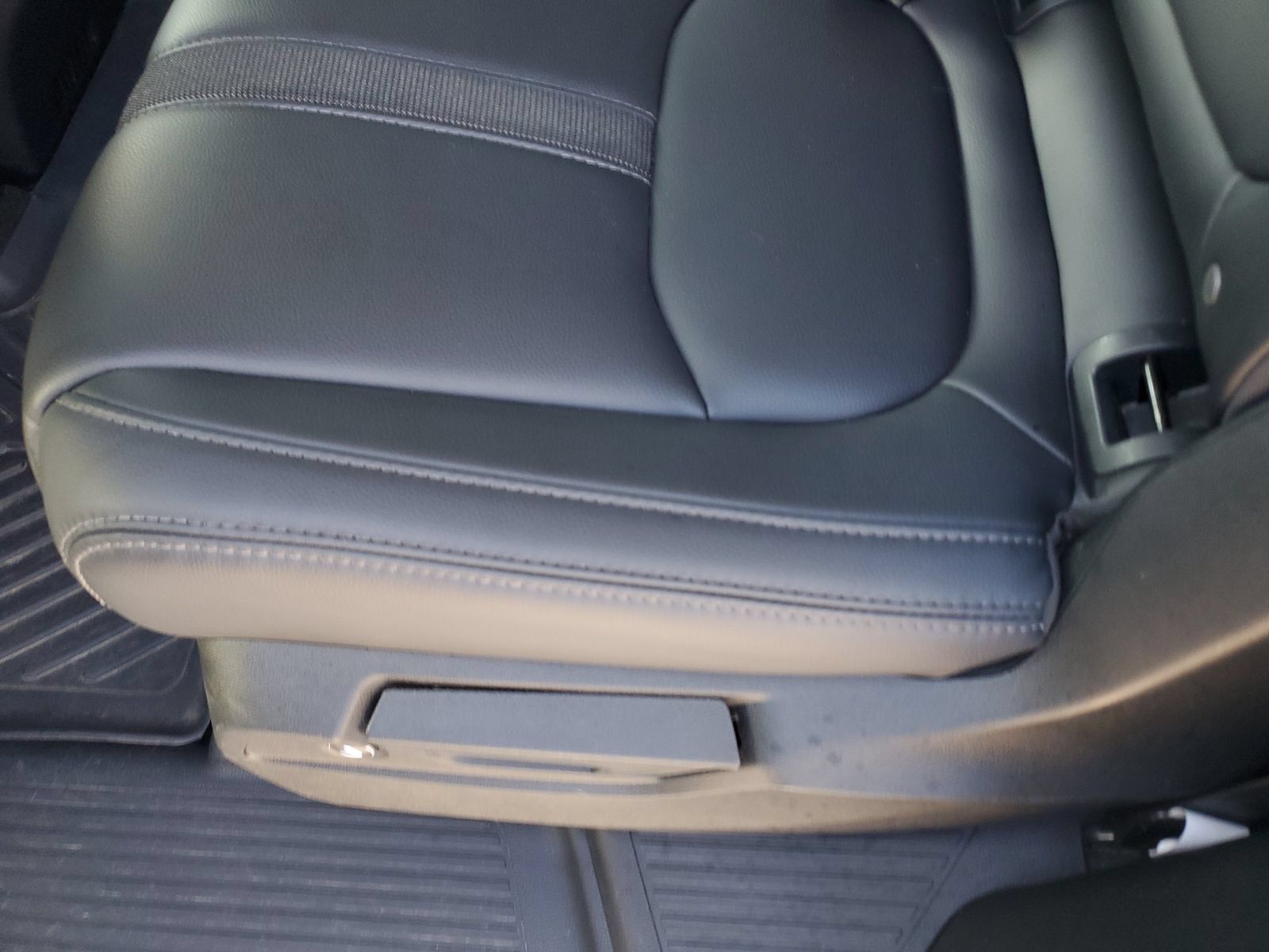 Used 2024 Honda Pilot EX-L image 15