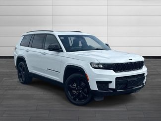 Used 2023 Jeep Grand Cherokee L Laredo video 2