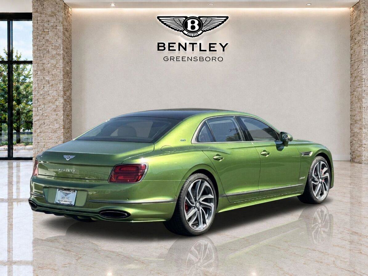 New 2025 Bentley Flying Spur Plug-In Hybrid AWD/4WD image 8