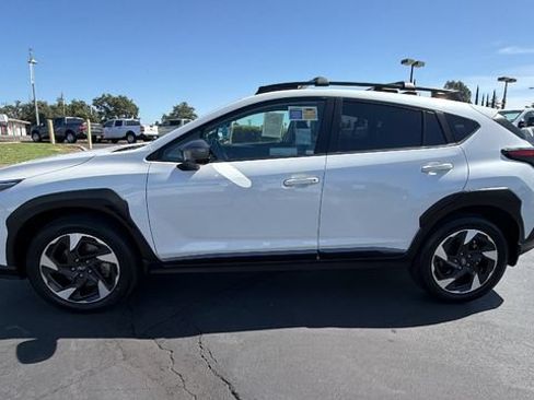 Used 2024 Subaru Crosstrek 2.5i Limited AWD/4WD image 7