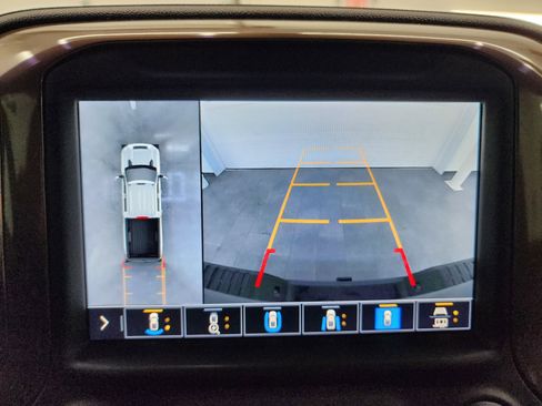 Used 2021 Chevrolet Silverado 2500 High Country w/ Z71 Off-Road Package image 54