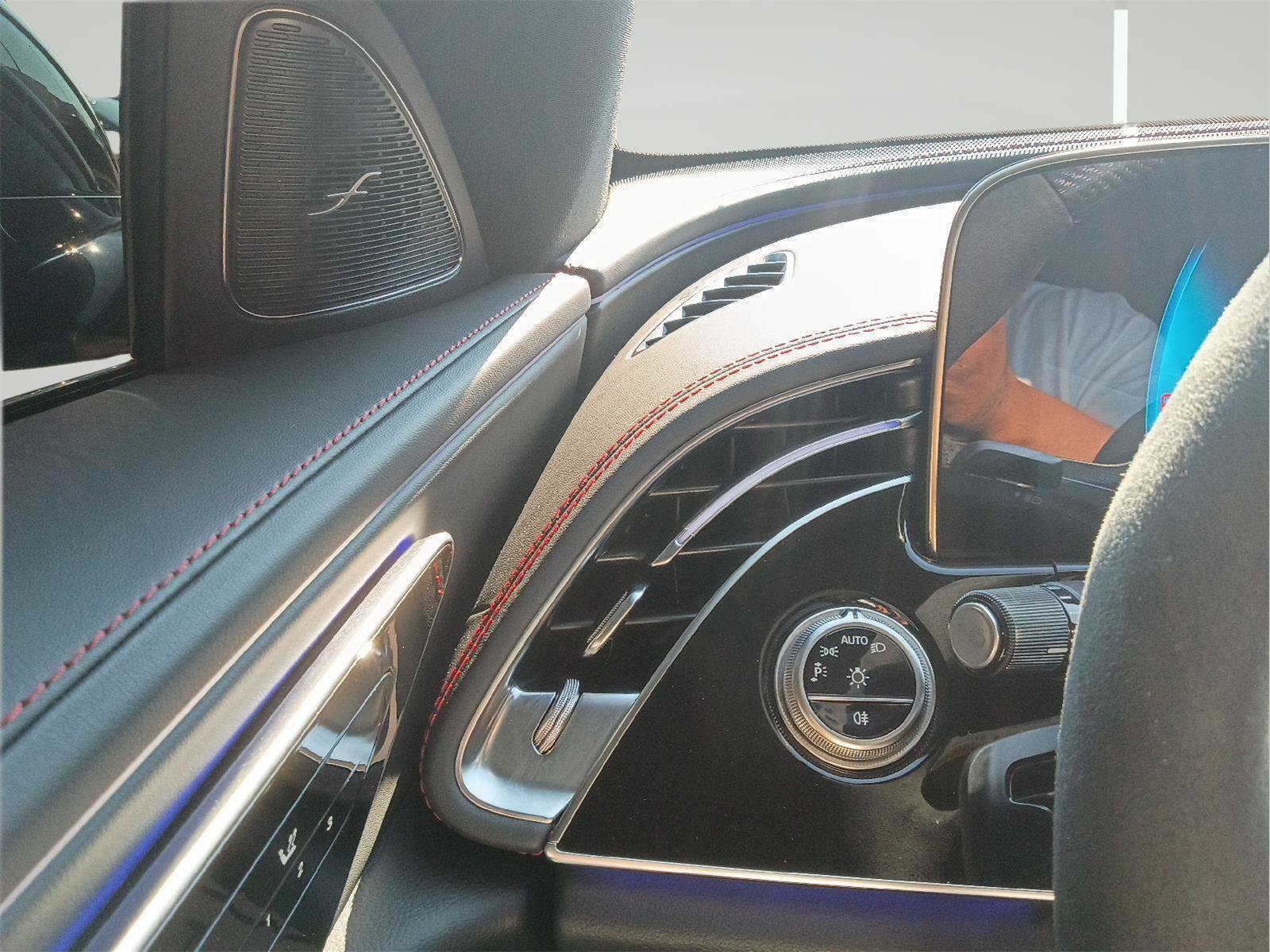Used 2026 Mercedes-Benz E 53 AMG e 4MATIC Sedan image 82