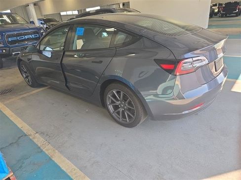 Used 2023 Tesla Model 3 Standard Range RWD image 7
