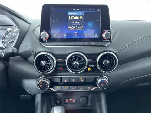 New 2025 Nissan Sentra SV image 18