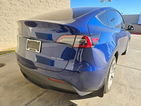 Used 2024 Tesla Model Y Long Range image 4