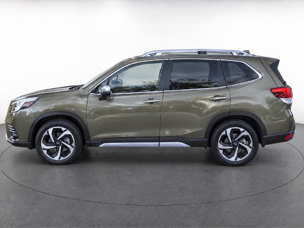Used 2023 Subaru Forester Touring w/ Popular Package #3 AWD/4WD image 6