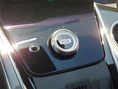 New 2025 Cadillac Escalade IQ Luxury 2 image 19