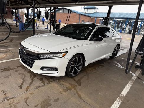 Used 2019 Honda Accord Sport image 1