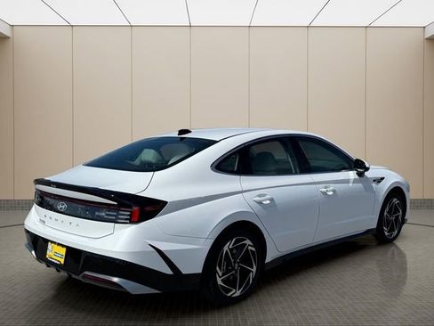 New 2026 Hyundai Sonata SEL FWD image 4