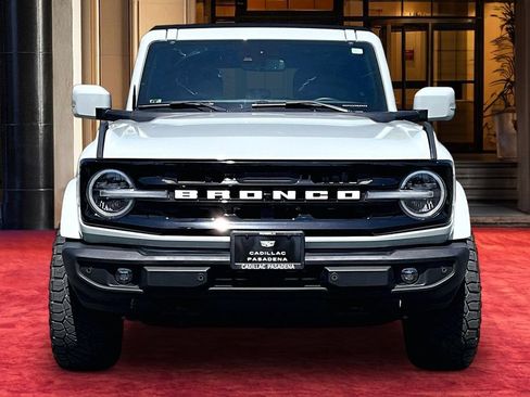 Used 2023 Ford Bronco Outer Banks AWD/4WD image 3