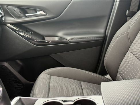 Used 2025 Chevrolet Equinox LT image 14