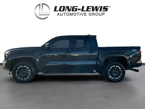 Used 2025 Toyota Tacoma SR5 image 2