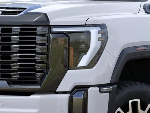 New 2026 GMC Sierra 2500 Denali Ultimate AWD/4WD image 12