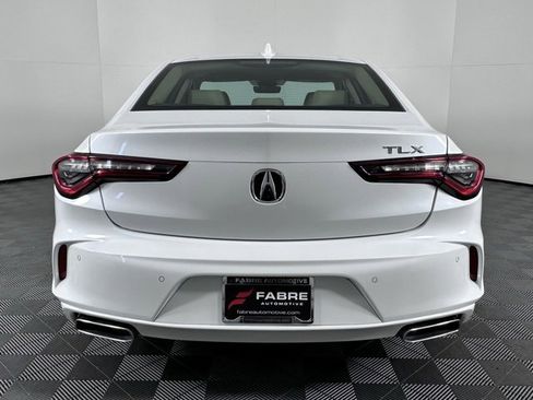 Certified 2025 Acura TLX w/ Technology Package image 7