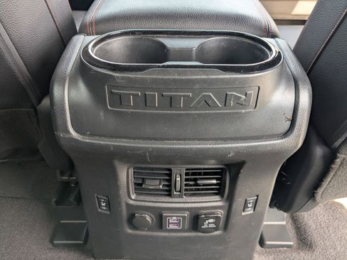 Used 2021 Nissan Titan PRO-4X w/ Pro-4x Convenience Package AWD/4WD image 25