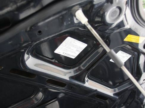 Used 2007 Mitsubishi Eclipse SE FWD image 26