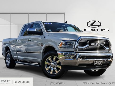 Used 2017 RAM 2500 Laramie RWD image 1