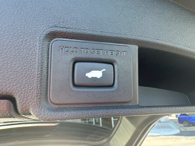 Used 2024 Acura RDX SH-AWD image 17