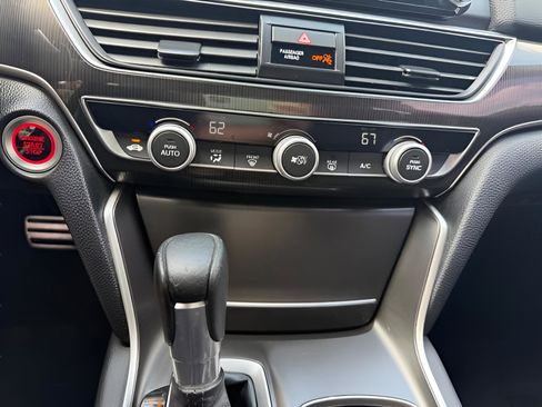 Used 2020 Honda Accord Sport image 16