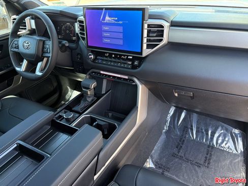 New 2026 Toyota Tundra Limited AWD/4WD image 14