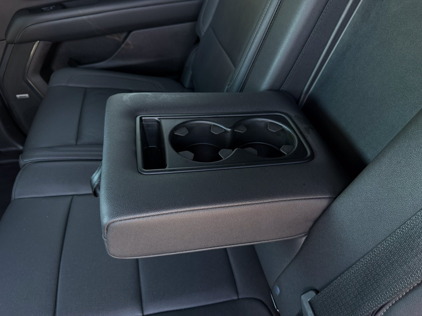 Used 2023 Chevrolet Tahoe LT RWD image 30