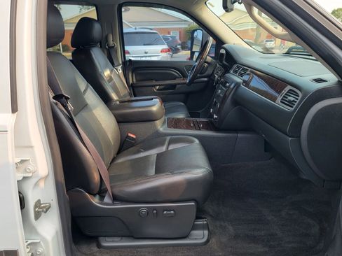 Used 2012 GMC Sierra 3500 Denali image 12