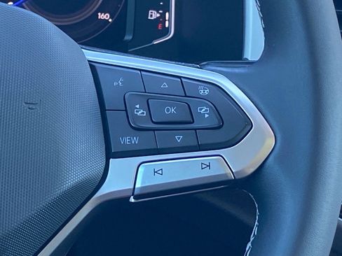 Certified 2023 Volkswagen Atlas SEL image 7